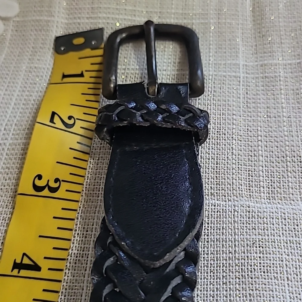 Boys black Belt in very good‎ condition casual utility accesories Size M